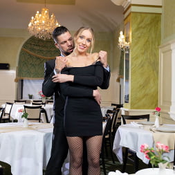 Angelika Grays, Wedding Planner Addicted to Anal