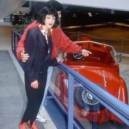 Eve and Stasha, Hollywood Cars