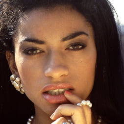 Perfect Mulata Ready for an Orgy