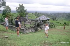 Su Ann - Su Ann, The Chase, Gangbang in Indonesia | Picture (1)